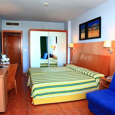 Ohtels Vila Romana Salou Buitenkant foto