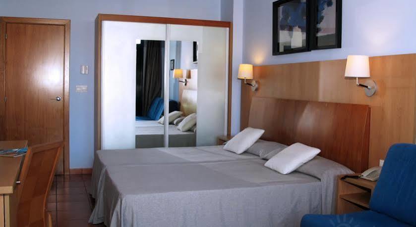 Ohtels Vila Romana Salou Buitenkant foto