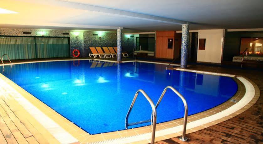 Ohtels Vila Romana Salou Buitenkant foto