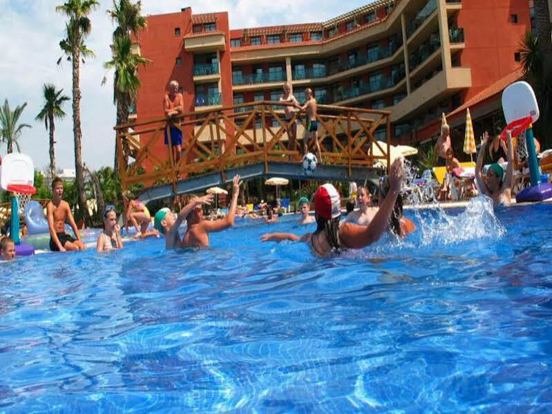 Ohtels Vila Romana Salou Buitenkant foto