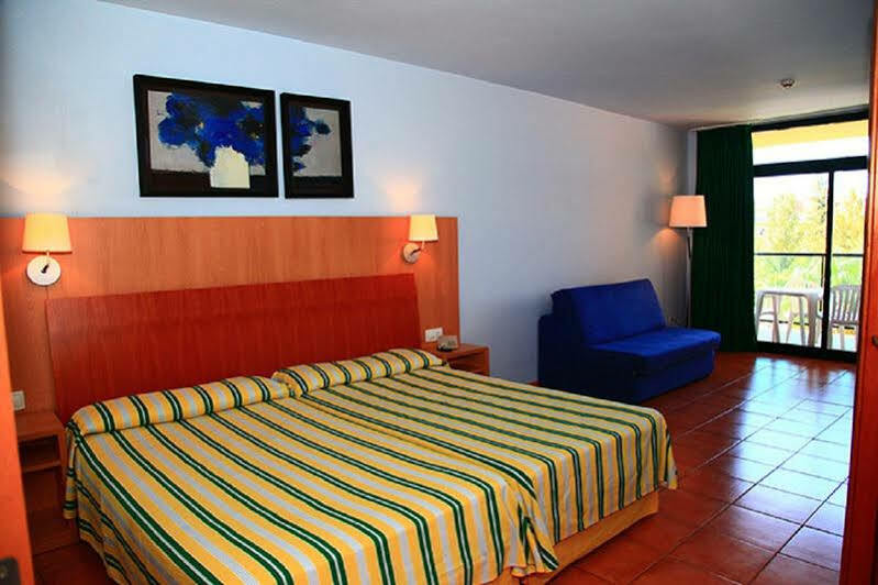 Ohtels Vila Romana Salou Buitenkant foto